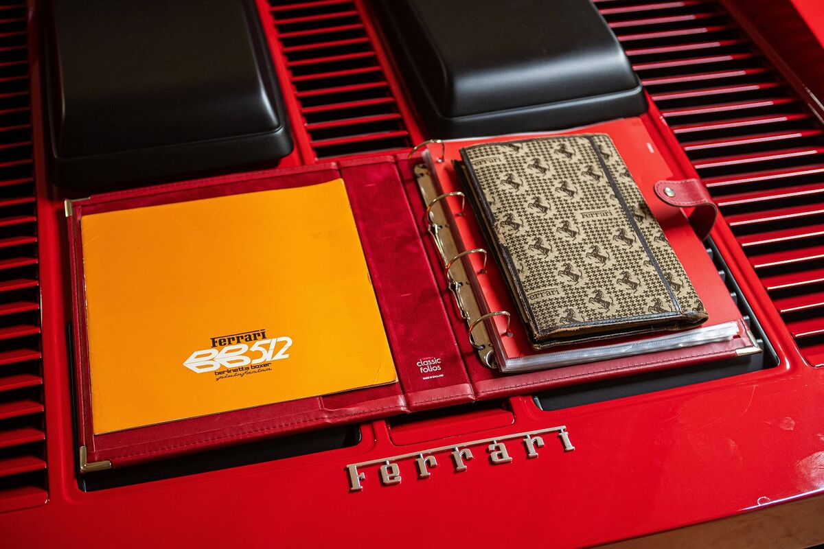 Artcurial - Le Mans Classic Legend  - Circuit des 24 Heures, Le Mans