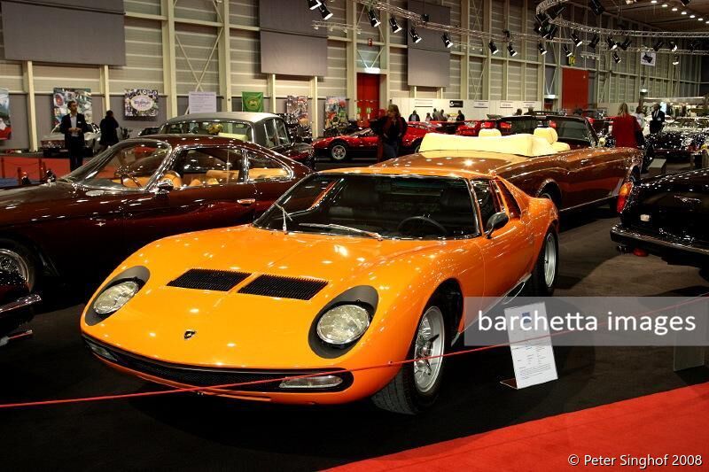 Lamborghin Miura SV
