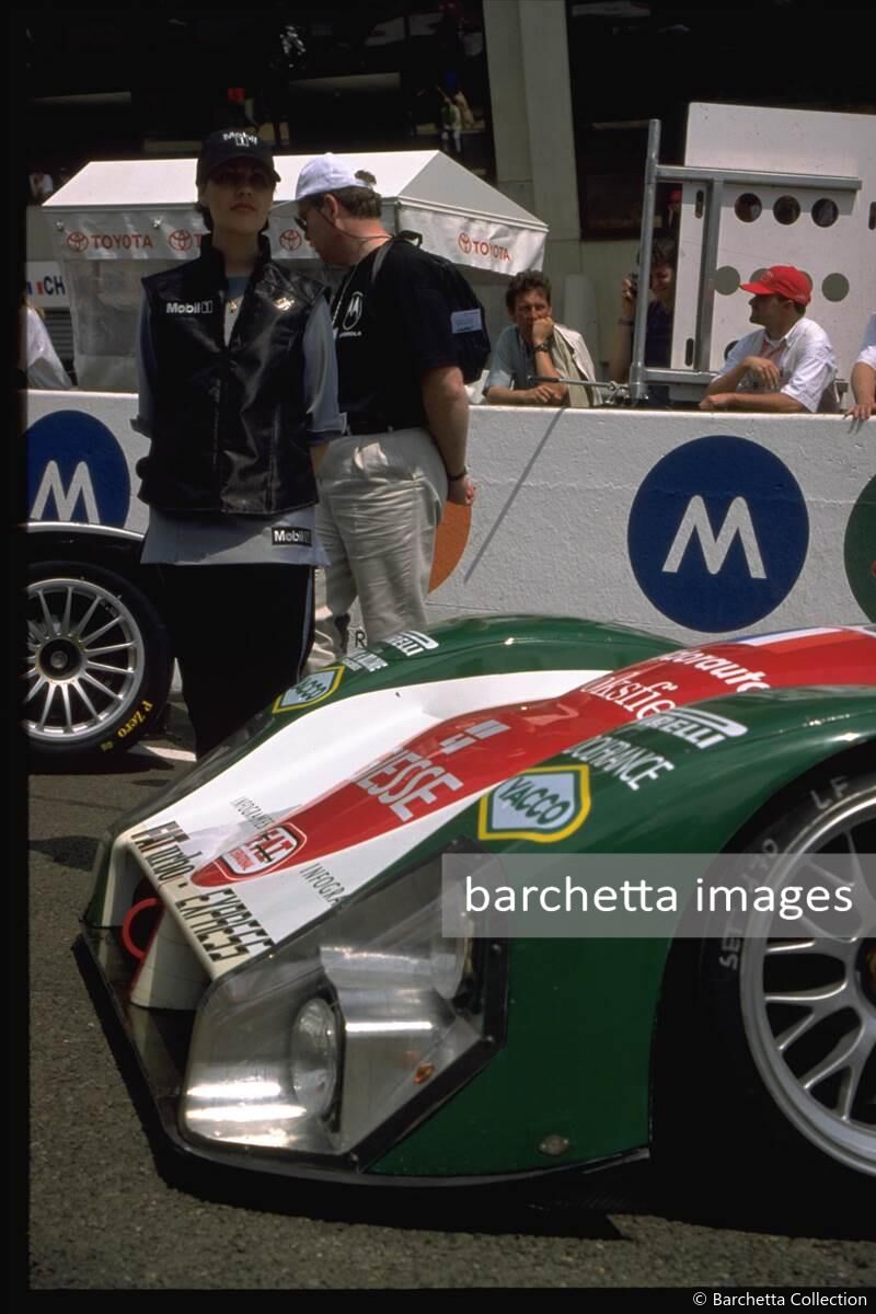 The 333 SP s/n 030 on the starting grid