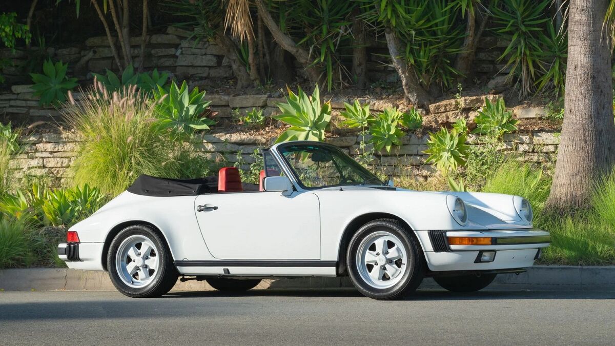 Broad Arrow - The Porsche Air|Water Auction