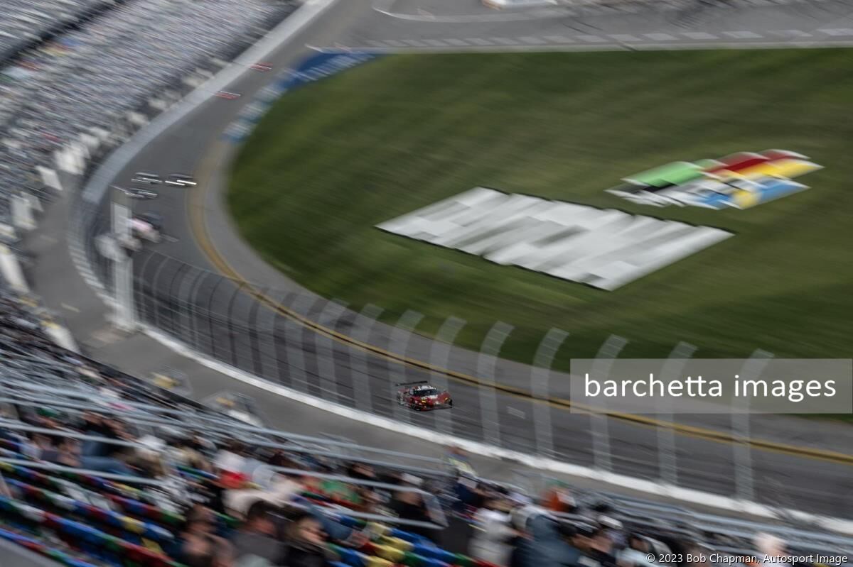 2023/jan/22 - 47th OA 19th GTD dnf - 24h Daytona - Mann Simon / Luis Perez Companc / Miguel Molina / Francesco Castellacci - #21