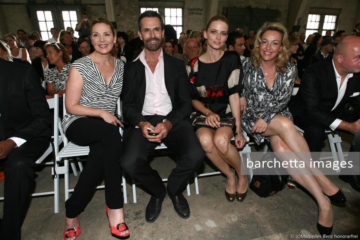 Kim Cattrall, Rupert Everett, Eva Padberg, Dr. Kristina Hammer "Mercedes-Benz Fashion Week Berlin July 2008" - HUGO BOSS show in Berlin (07/17/08)