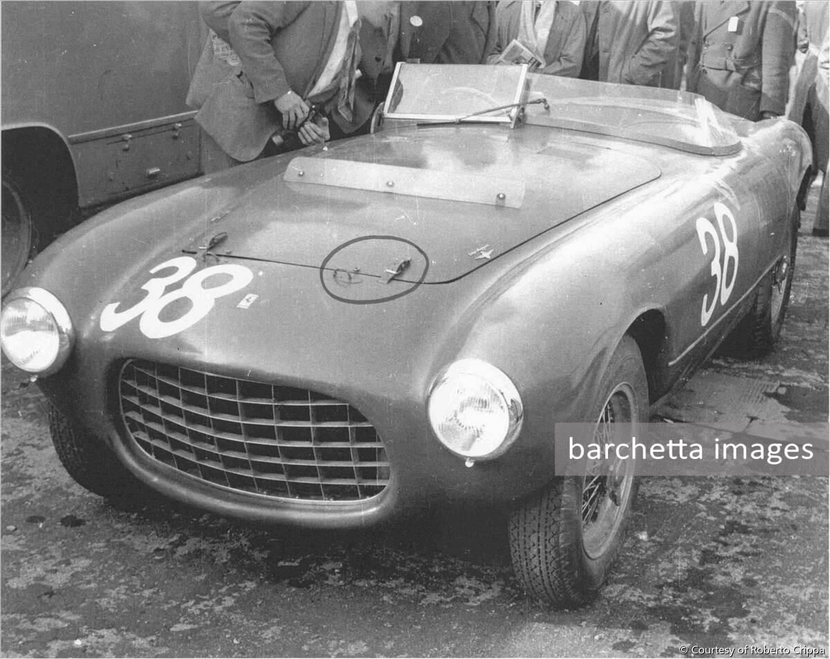 53/may/09 - 1st OA 1h 06min 36 sec 92.29 mph - International Trophy, Silverstone - Mike Hawthorn - #38 