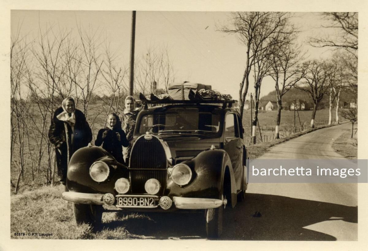 Artcurial RetroMobile Auction, 2015