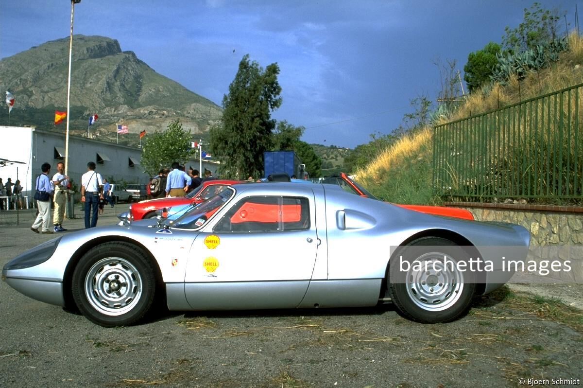 Porsche 904 GTS s/n 904-010 (Lindner/Lindner, D)