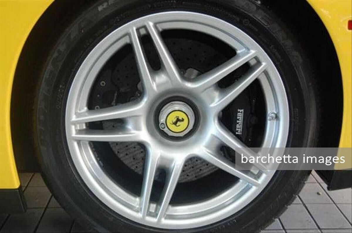 Enzo s/n 130689 ... 2011/Nov Crave Luxury Auto Yellow Black 3400 miles
