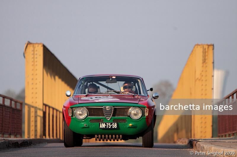 169 ALFA ROMEO Giulia Sprint GT 1964 LOUWMAN/LOUWMAN