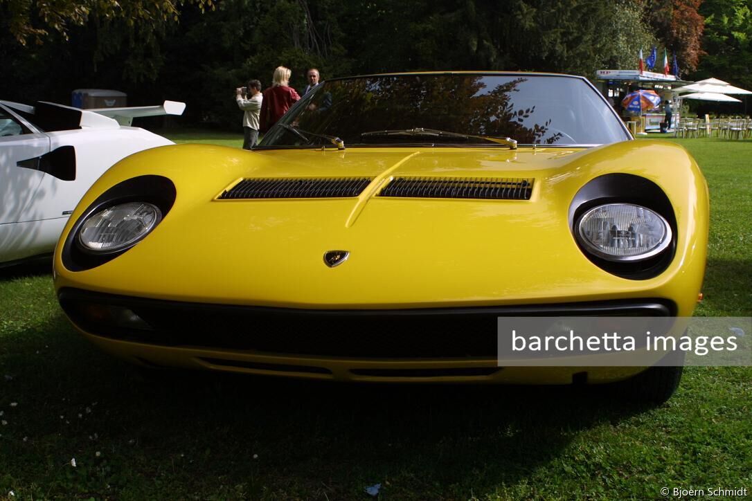 Lamborghini Miura SV