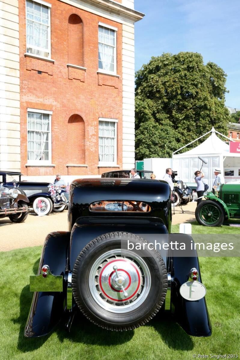 St.James Concours 2013