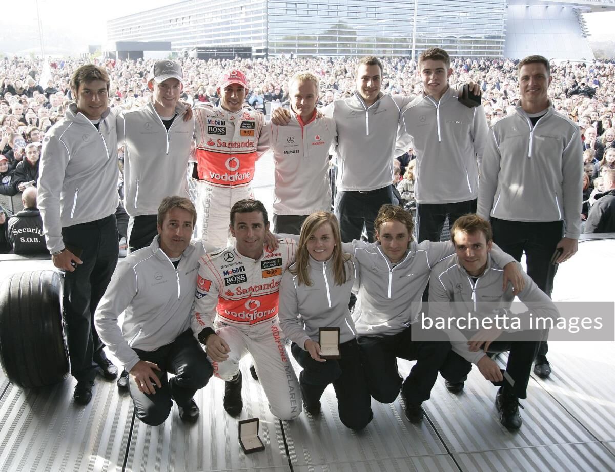 2008 Stars and Cars,the Mercedes-Benz drivers (2nd row, from left): Bruno Spengler, Marco Engel, Lewis Hamilton, Heikki Kovalainen, Gary Paffett, Paul di Resta, Ralf Schumacher; (front row, from left): Bernd Schneider, Pedro de la Rosa, Susie Stoddart, Mathias Lauda, Jamie Green