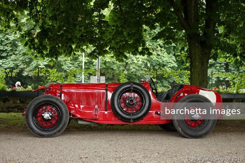 066 Chrysler Golden Seal 1932