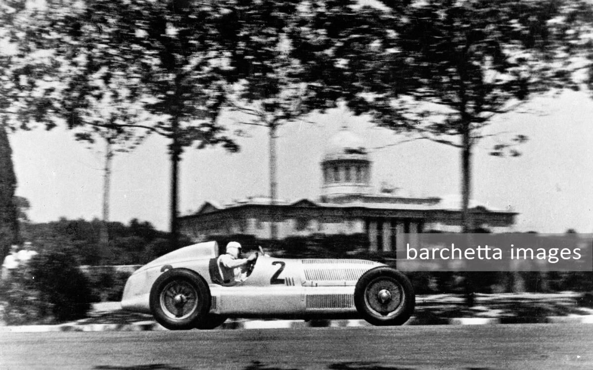 1935/06 June/30 - Grand Prix of Barcelona, Montjuich-Park