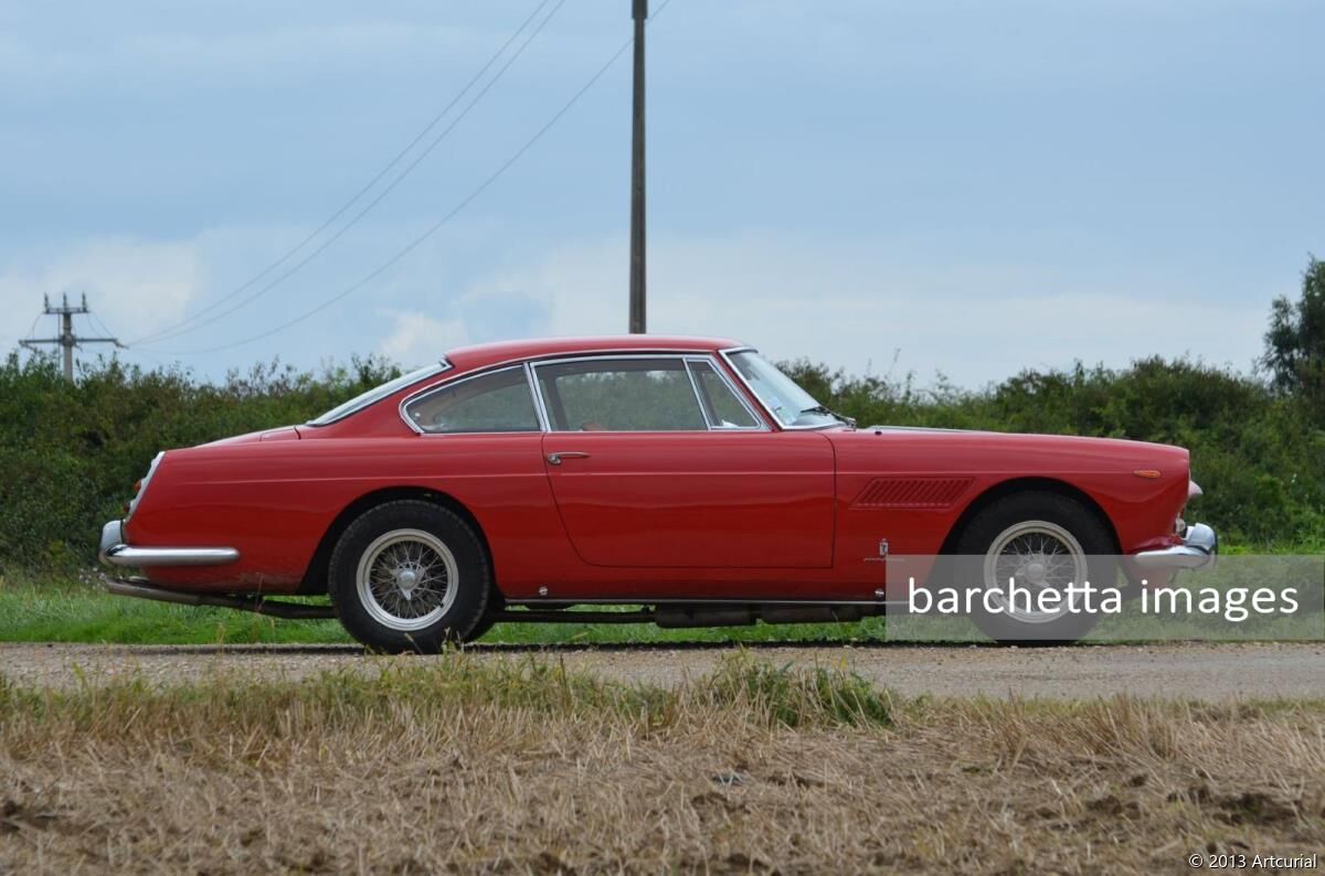 Automobiles sur les Champs 6