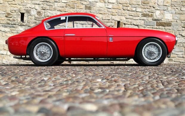 Lot 41 - 1953 Fiat 8V s/n 106.000.065 750,000 - 900,000