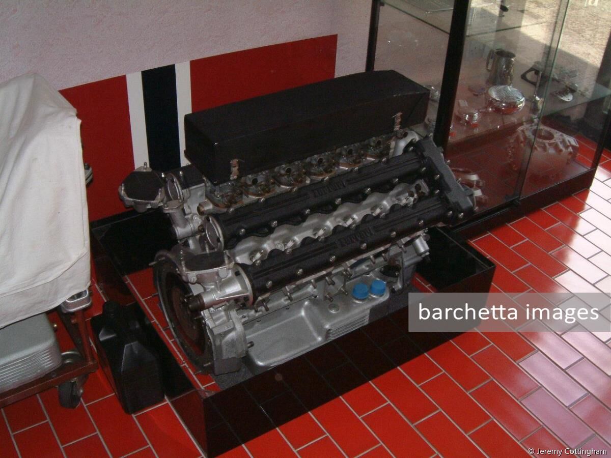 365 GTB/4 Daytona Competizione ... original engine