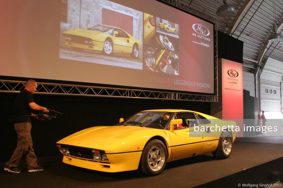RM Auction - Ferrari Leggenda e Passione