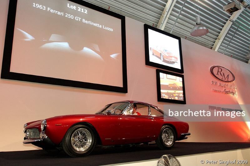 Lot 212 - Ferrari 250 GT Berlinetta Lusso s/n 4405GT