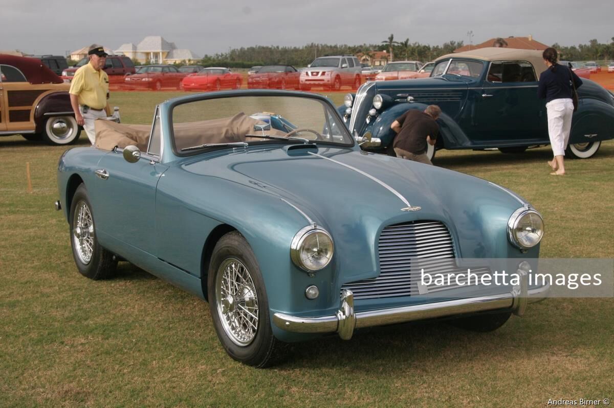 Aston Martin / barchetta / MediaCenter.PLUS