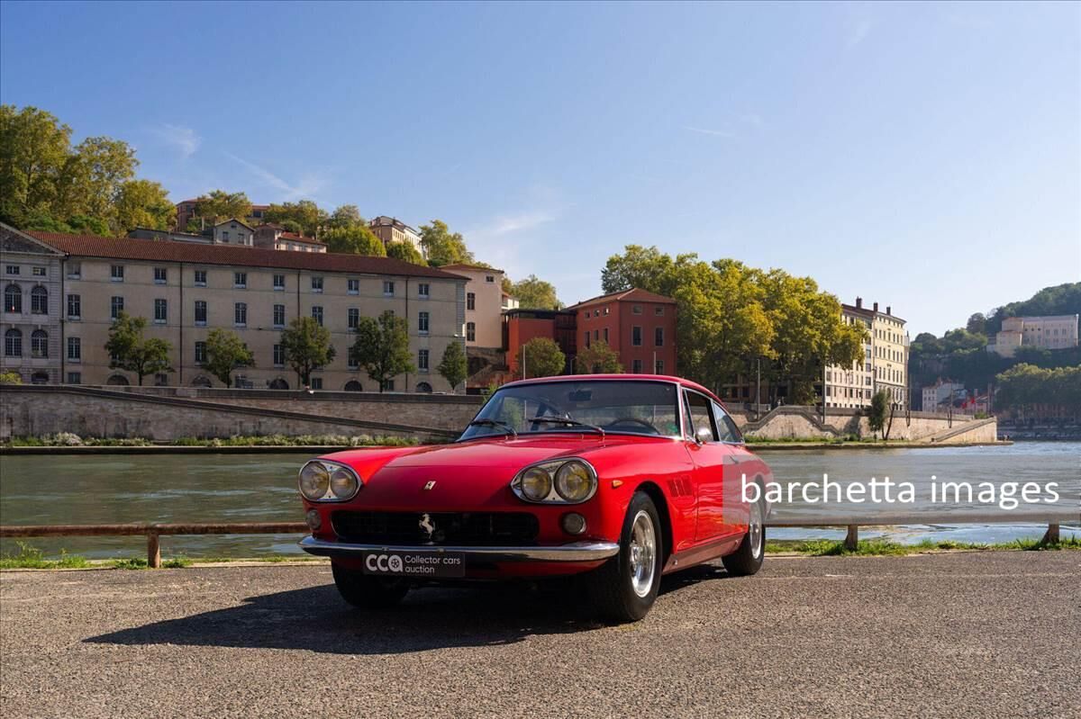 2025/nov/30 - Collector Cars Auction “Automobiles au Palace”, Lyon, FR. Lot 40, 07049 km displayed, est. €180,000–220,000