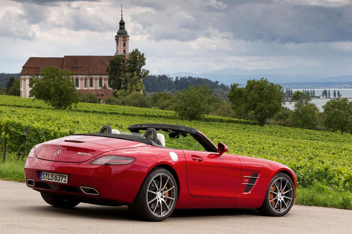 2011 Mercedes Benz SLS AMG Red