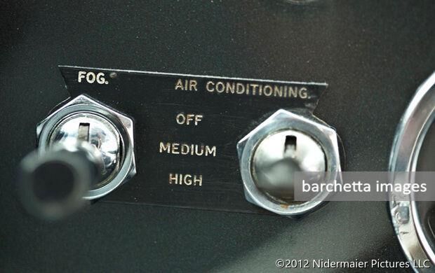 Lot 30 - 1965 Aston Martin DB 5 s/n DB5/2055/L 750,000 - 850,000