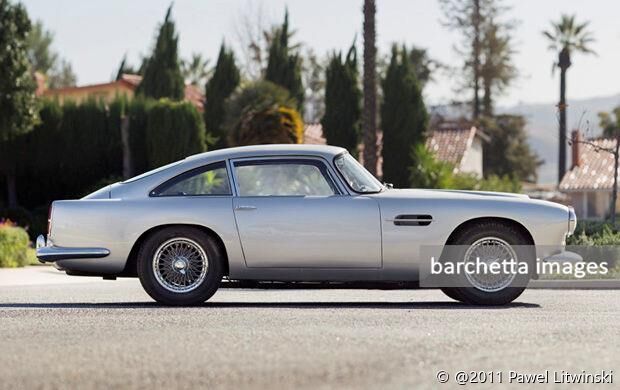 1960_Aston_Martin_DB4_Series_II_08