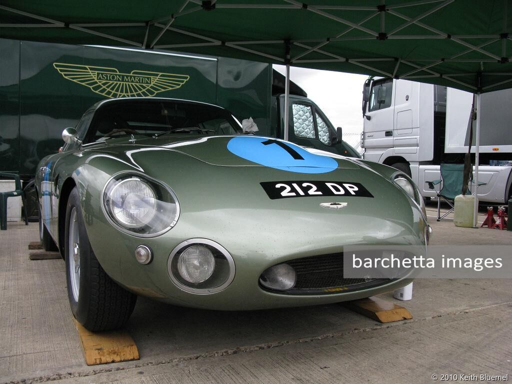 Aston Martin DP 212  sn DP212/1 Friedrichs / Clark