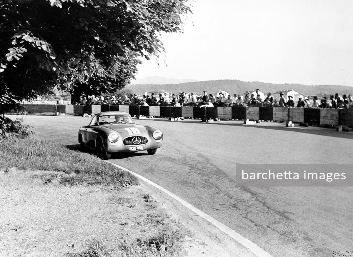 1952/may/17-18 - 1st OA - Bern Grand Prix - Karl Kling - #18