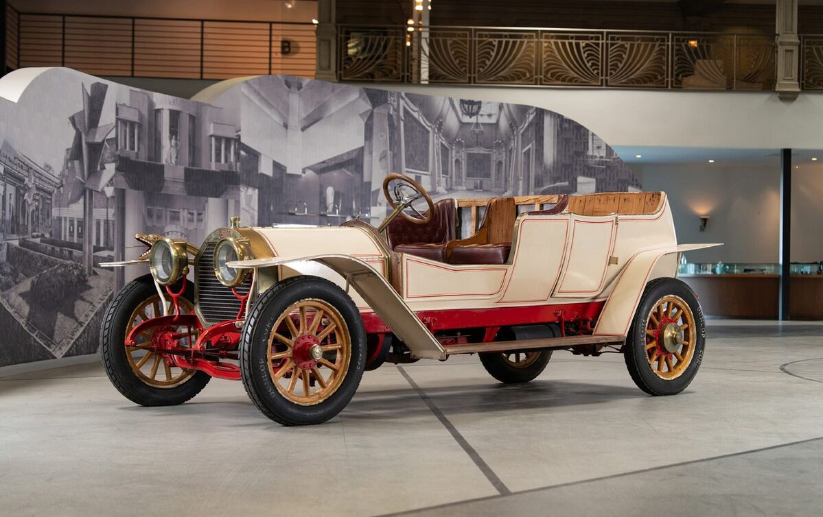 Gooding Christie’s Pebble Beach Auctions