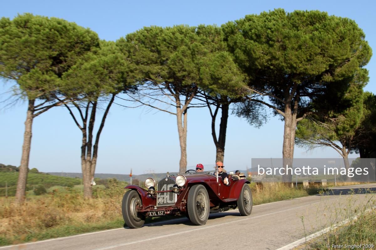 16 Alfa Romeo 8C 2300 Zagato Spider sn.2111027