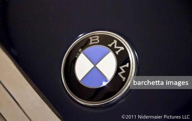 Lot 115 - 1958 BMW 507 s/n 70183 Est. $900,000 - $1,200,000