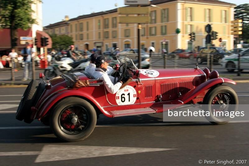 061 1930 Alfa Romeo 6C 1750 GS s/n 10814376 "AP 691 XJ" Galeazzi - Galeazzi I ... on its way to the start;
