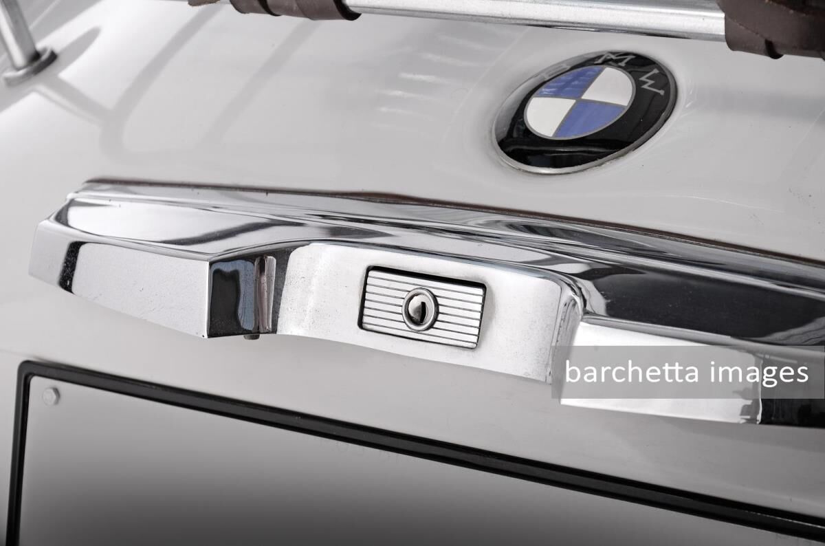 Lot 129 - 1957 BMW 507 s/n 70048