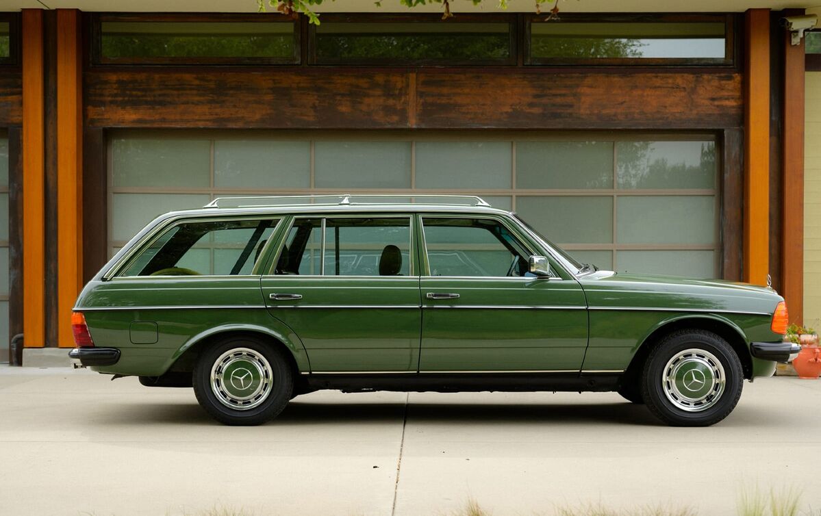 Gooding Christie’s Pebble Beach Auctions