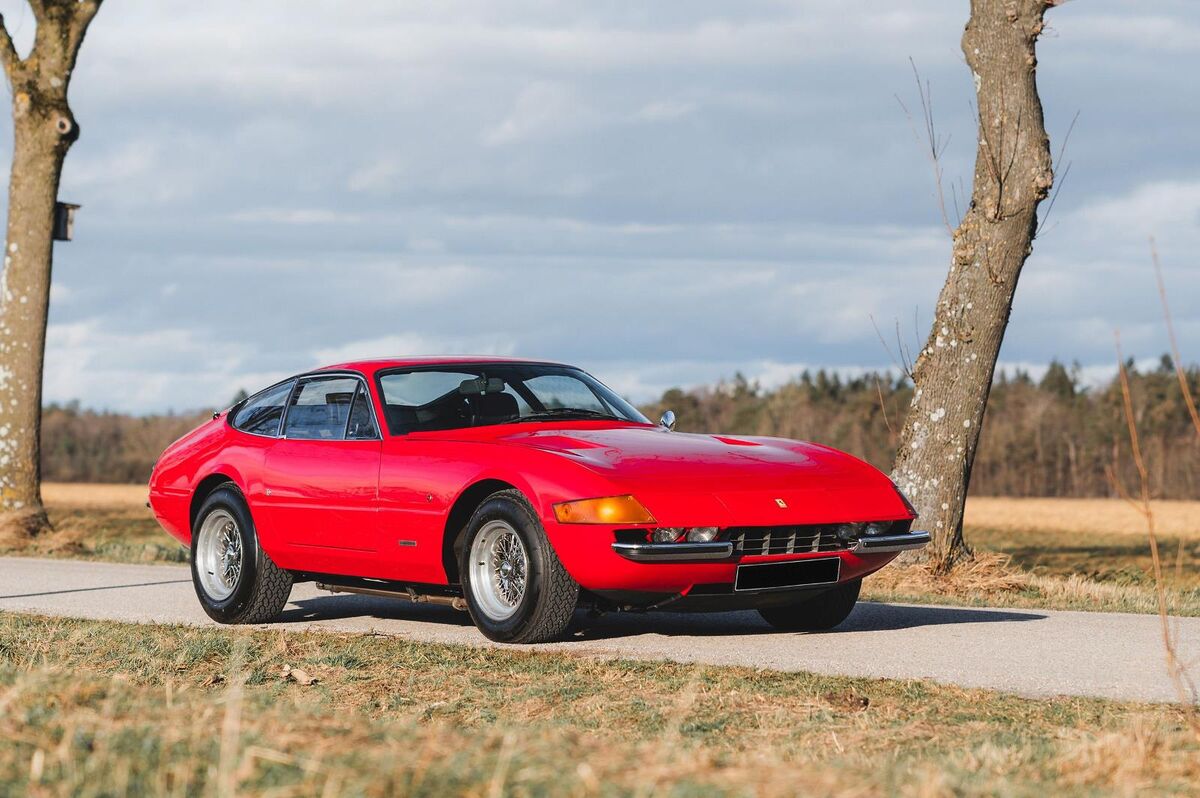 Lot 076 - 1973 Ferrari 365 GTB/4 Daytona / barchetta / MediaCenter.PLUS