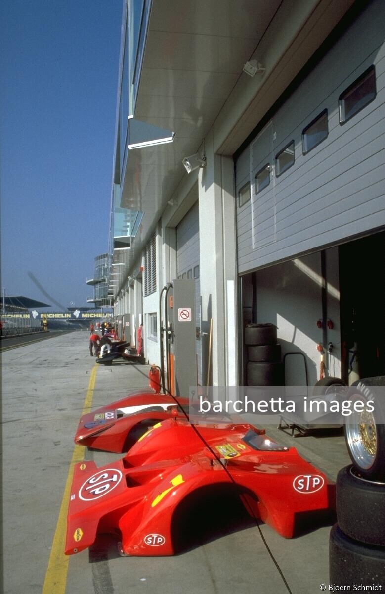 March 707 s/n707/2 (Charlie Agg) & BRM R154 (Jost Kalisch)