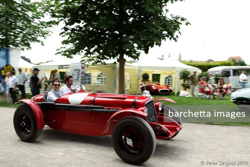 066 Chrysler Golden Seal 1932