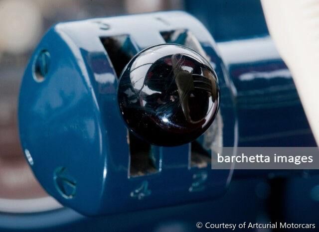 289 1953 Delahaye 235 cabriolet Chapron 818082 200.000  -250.000