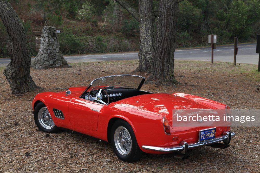 2015/dec - Offered via Gullwing Motor Cars, Astoria, NY. Asking $8,950,000