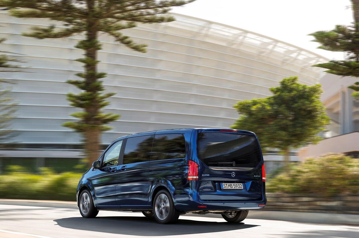 Die neue Mercedes-Benz V-Klasse – V 250 BlueTEC, Exterieur, cavansitblau metallic
