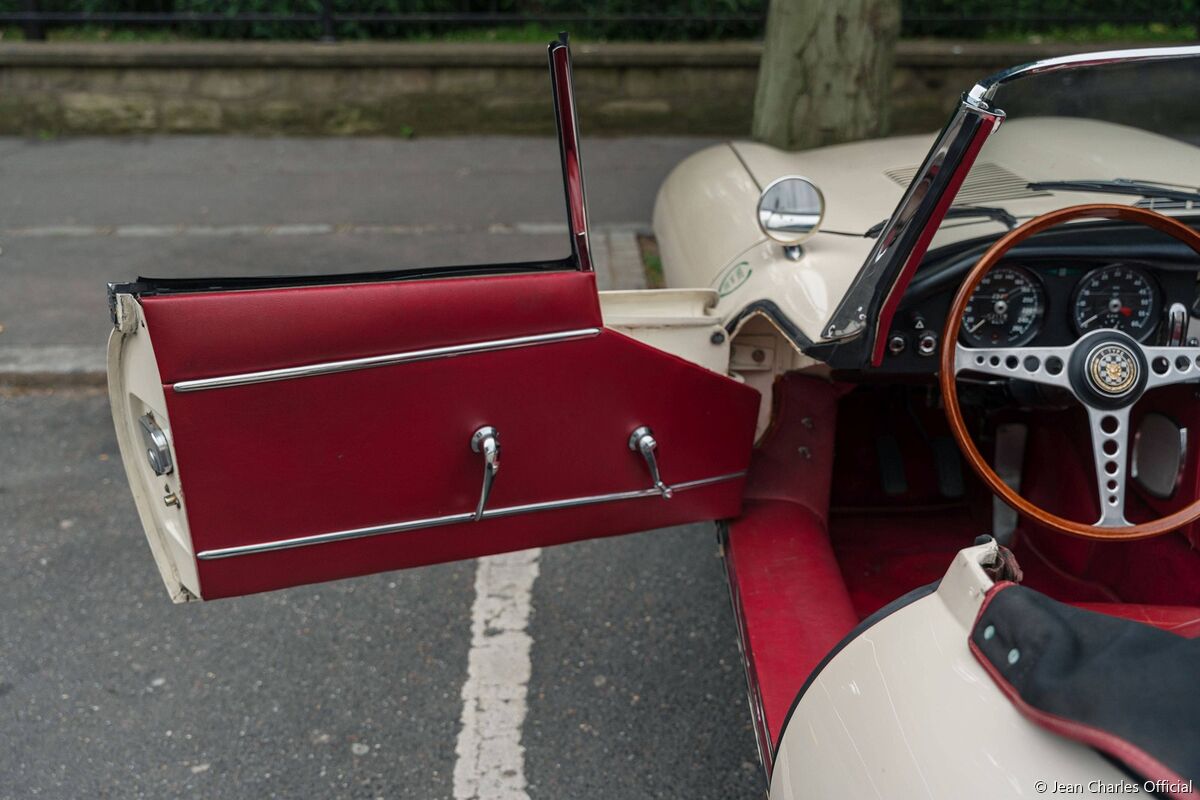 Artcurial - Le Mans Classic Legend  - Circuit des 24 Heures, Le Mans