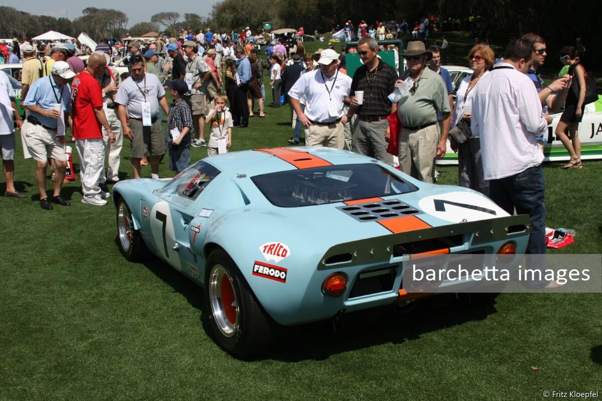 DH 1968 Gulf GT40 Harry Yeaggy