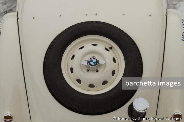 232 1938 BMW 328 Roadster 85075 420.000  -480.000