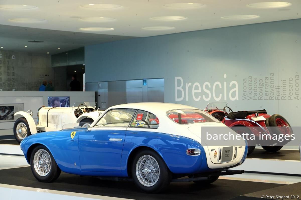 Mercedes-Benz Museum 2012