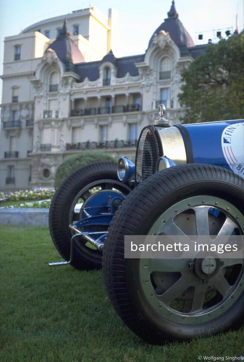 Veyron presentation in Monte Carlo