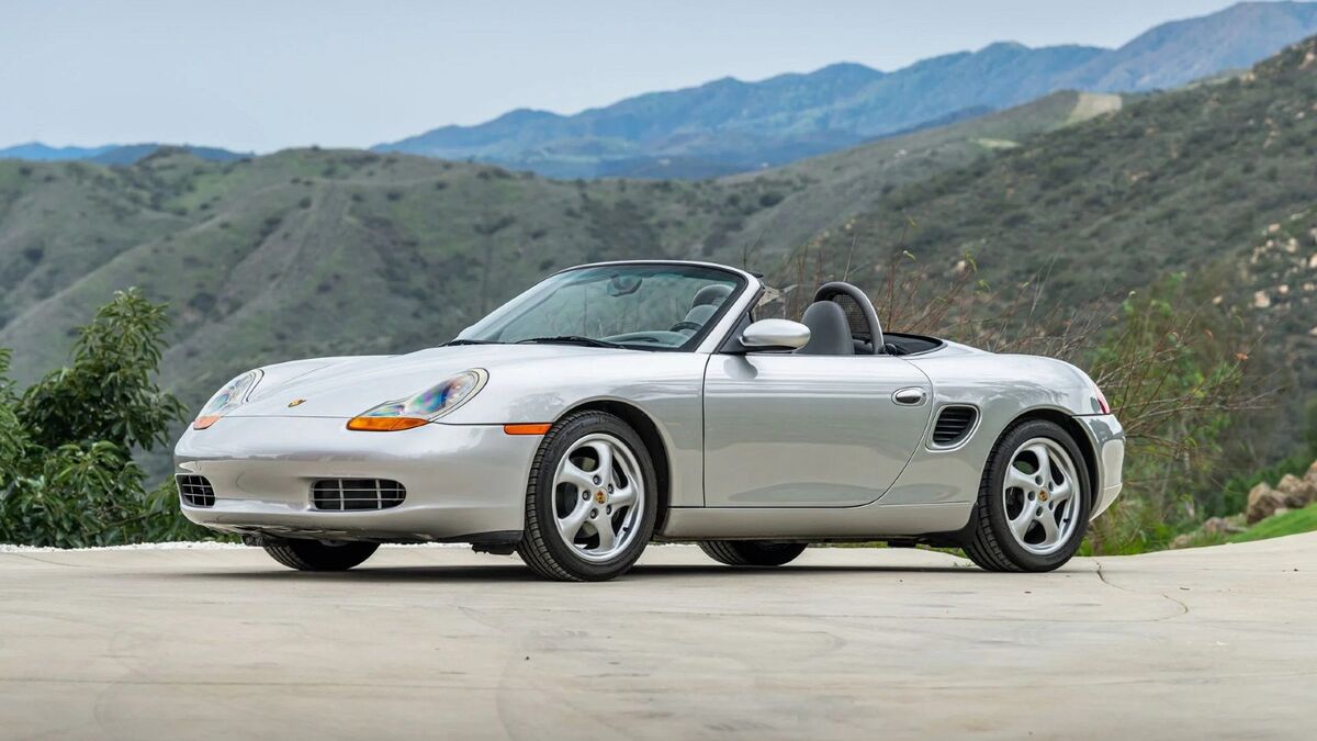 Broad Arrow - The Porsche Air|Water Auction