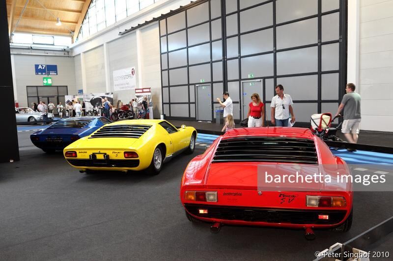 Lamborghini Miura SV