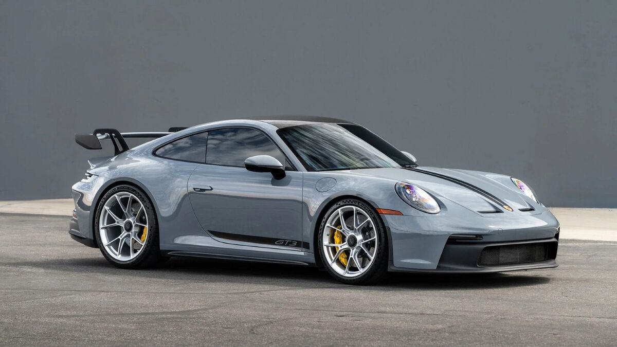 Broad Arrow - The Porsche Air|Water Auction
