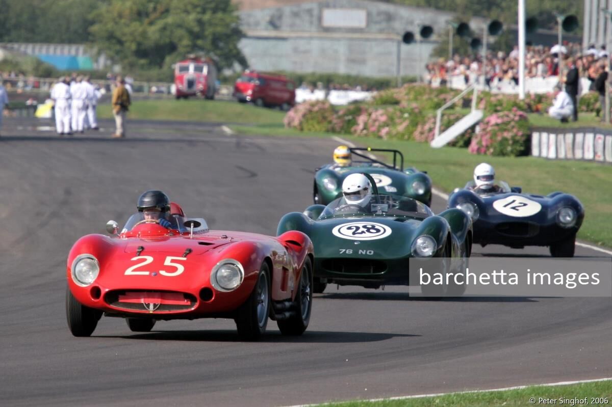 28 Tojeiro-Jaguar Tom McWhirter;25 Maserati 300 S s/n 3055 Hugh Taylor