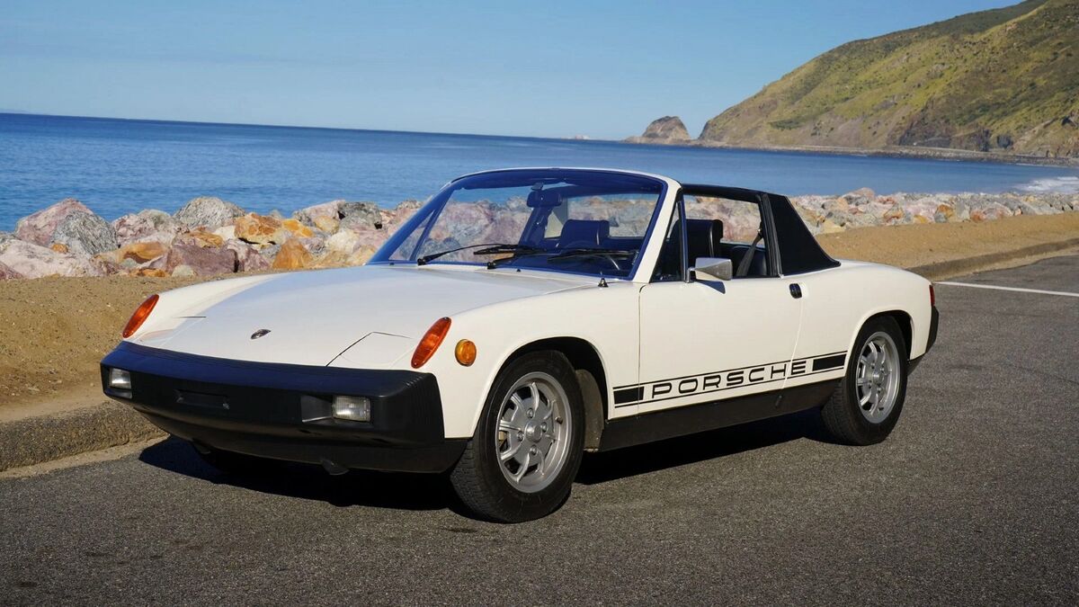 Broad Arrow - The Porsche Air|Water Auction